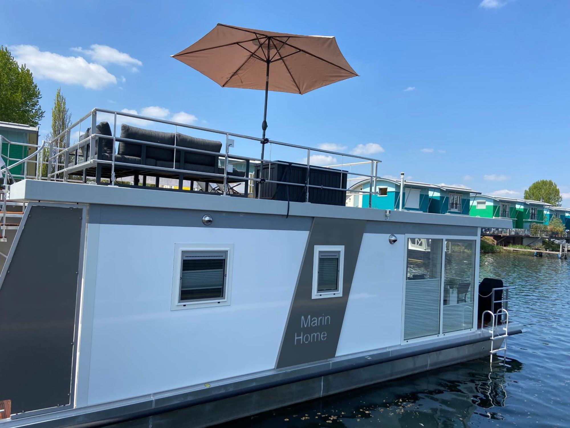 Hausboot Claudia Maasbommel Hotel ภายนอก รูปภาพ